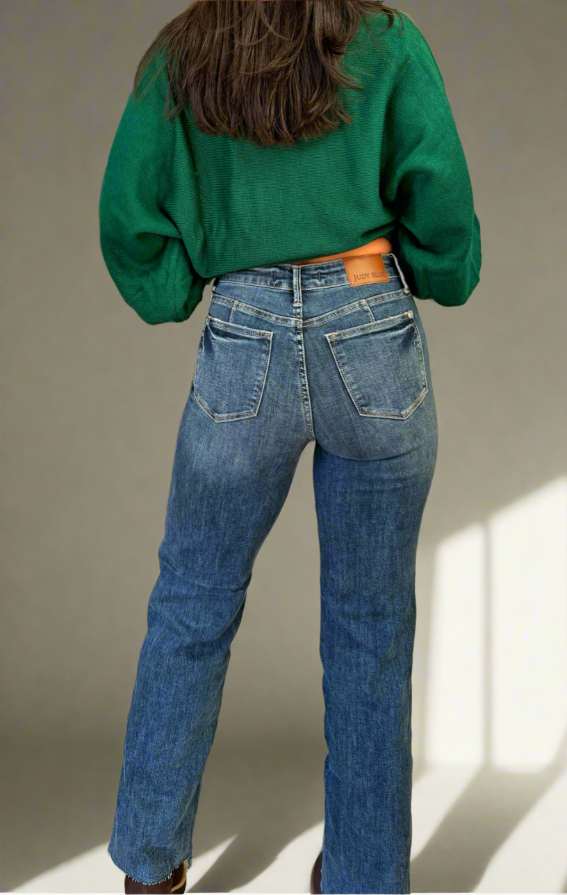 Sculpt & Style Mid-rise Straight Jeans