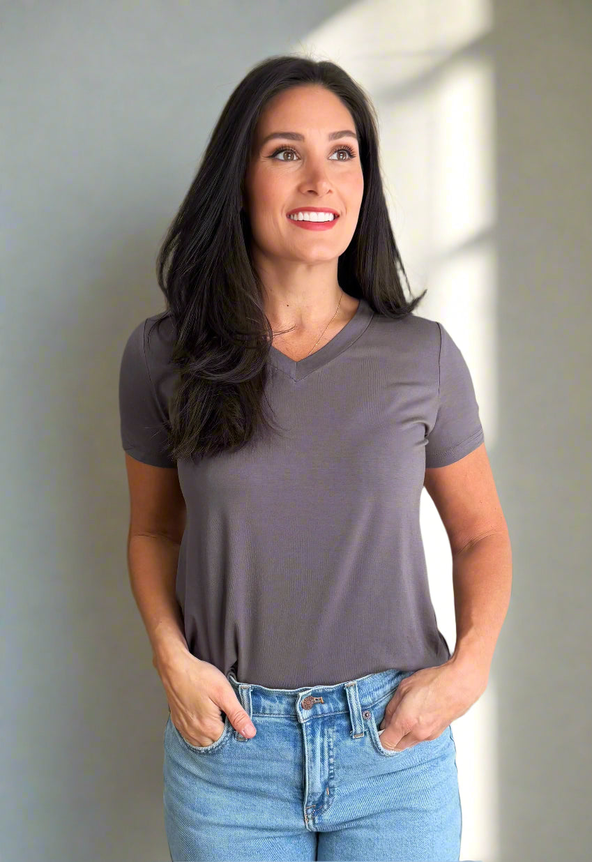 Closet Staple V-neck Short Sleeve